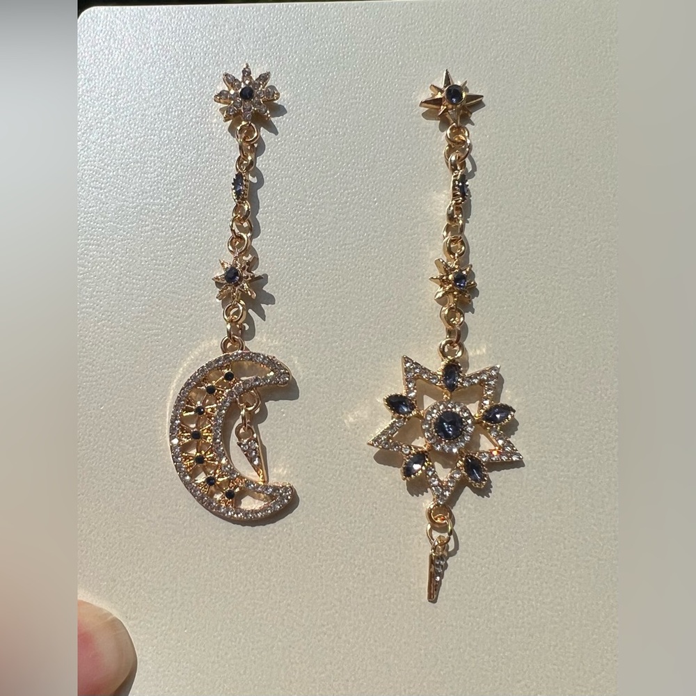Celestial Bling Earrings - Picture 11 of 13